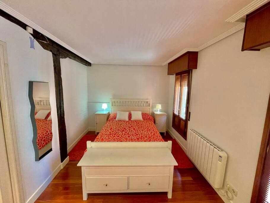 Andra Mari Etxea Apartamento En Parte Antigua Bermeo Eksteriør bilde