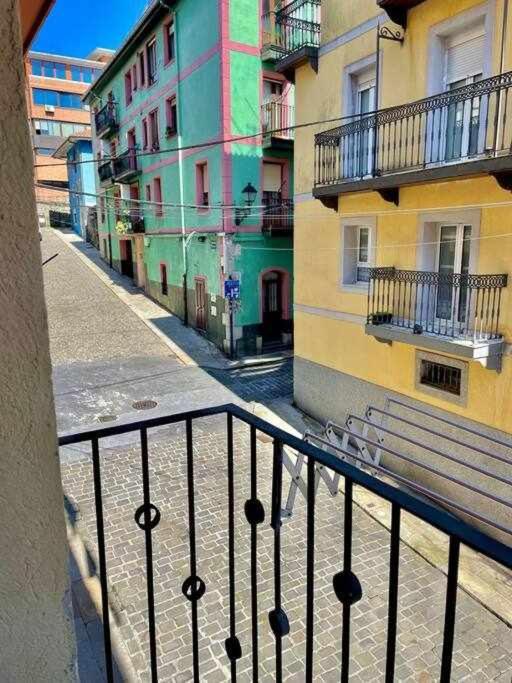 Andra Mari Etxea Apartamento En Parte Antigua Bermeo Eksteriør bilde